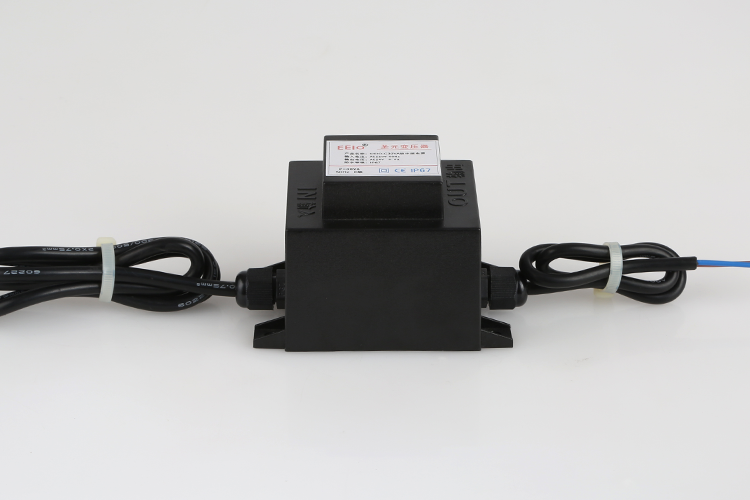30W 220V轉24V防水變壓器 30W 220V轉24V防水變壓器